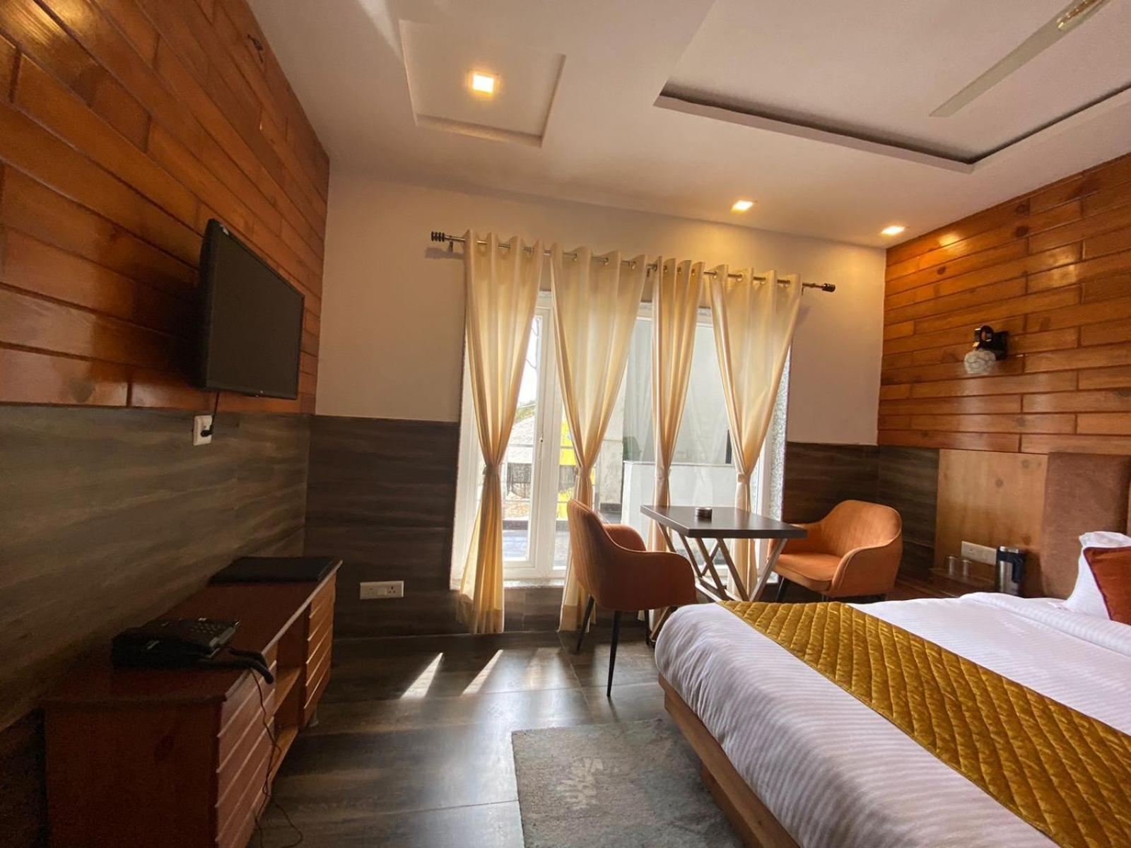 The Aesthetic Hotel & Restaurant Bhīm Tāl Dış mekan fotoğraf