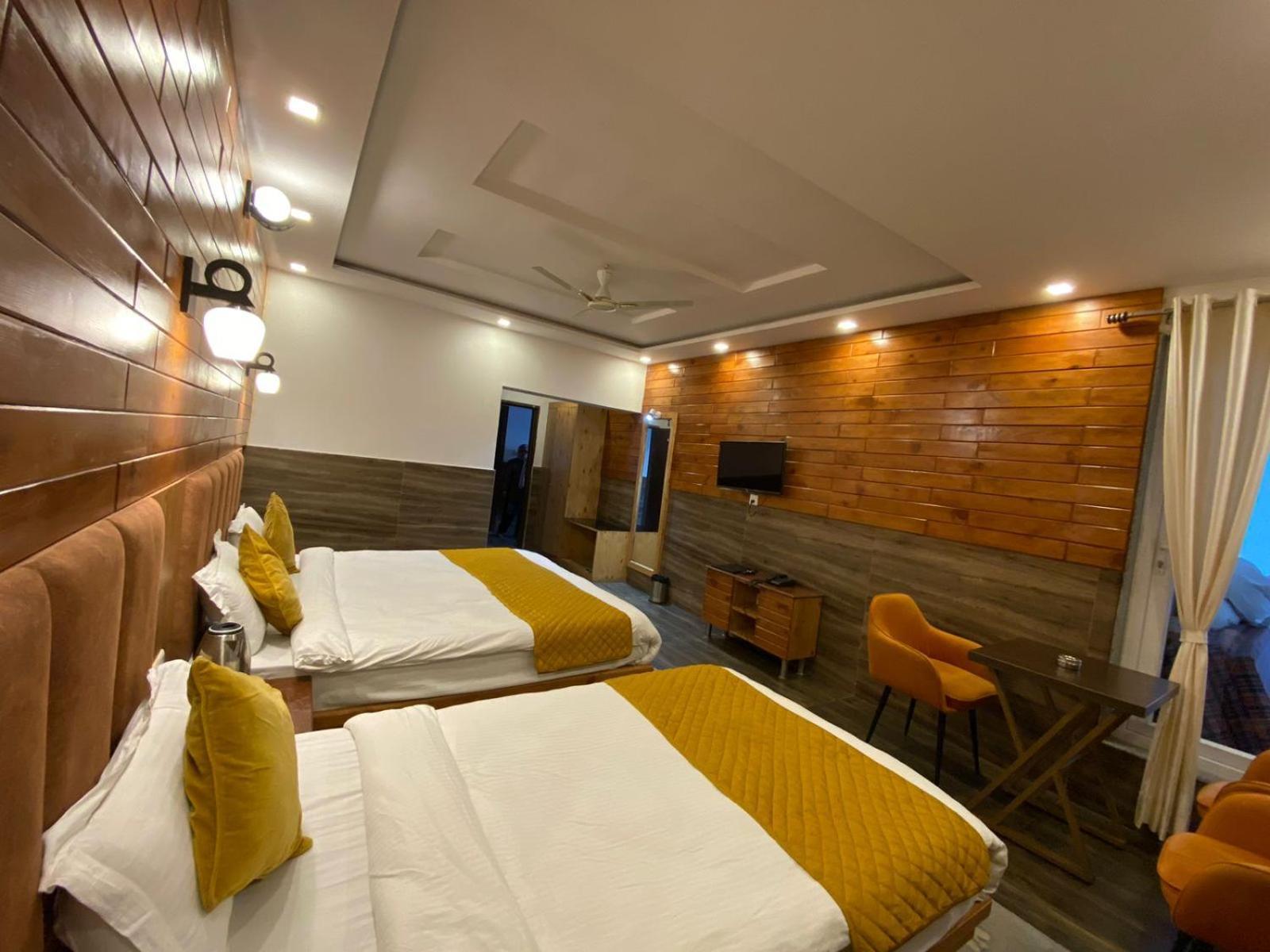 The Aesthetic Hotel & Restaurant Bhīm Tāl Dış mekan fotoğraf