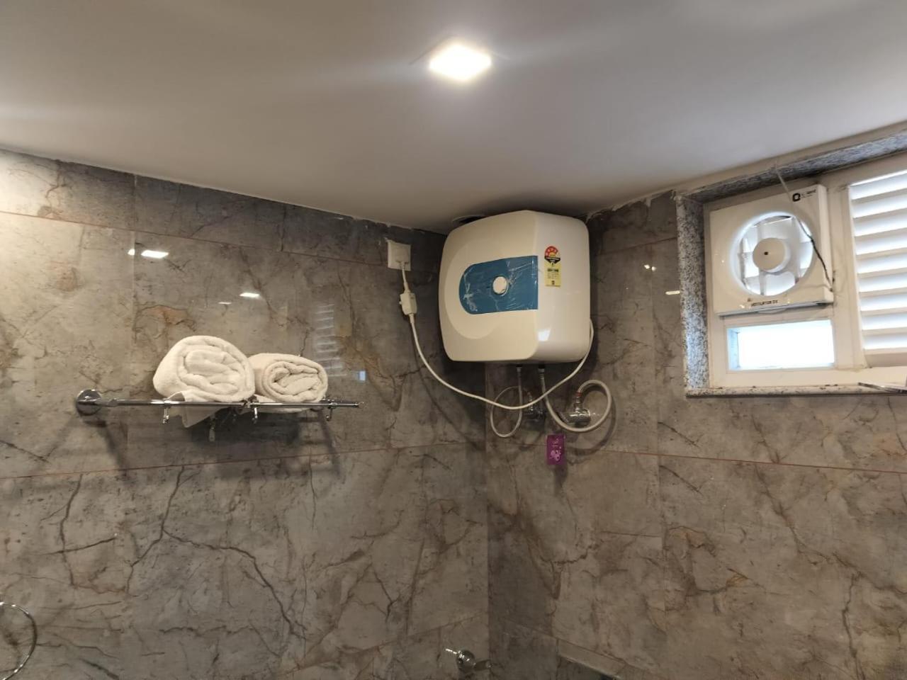 The Aesthetic Hotel & Restaurant Bhīm Tāl Dış mekan fotoğraf